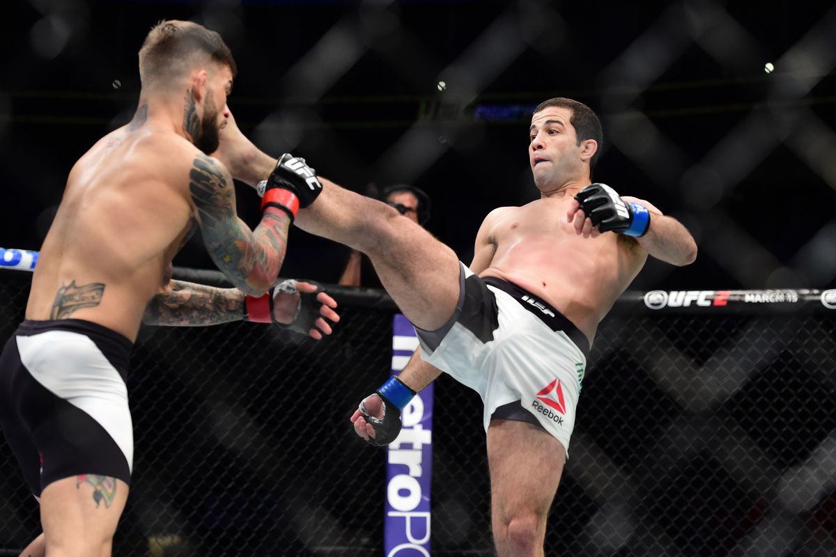 MMA: UFC Fight Night-Garbrandt vs Mendes