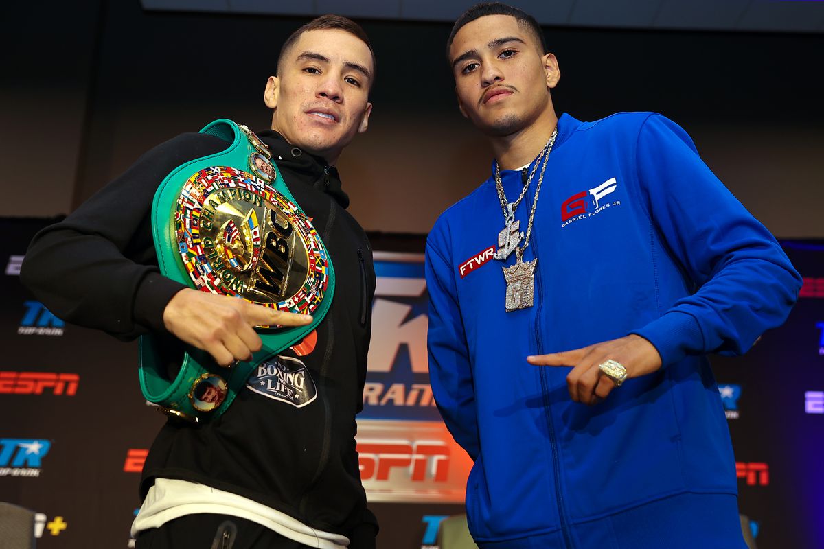 WBC super featherweight champion Oscar Valdez (L) and Gabriel Flores Jr (R) pose after the press conference at Casino del Sol on September 08, 2021 in Tucson, Arizona.