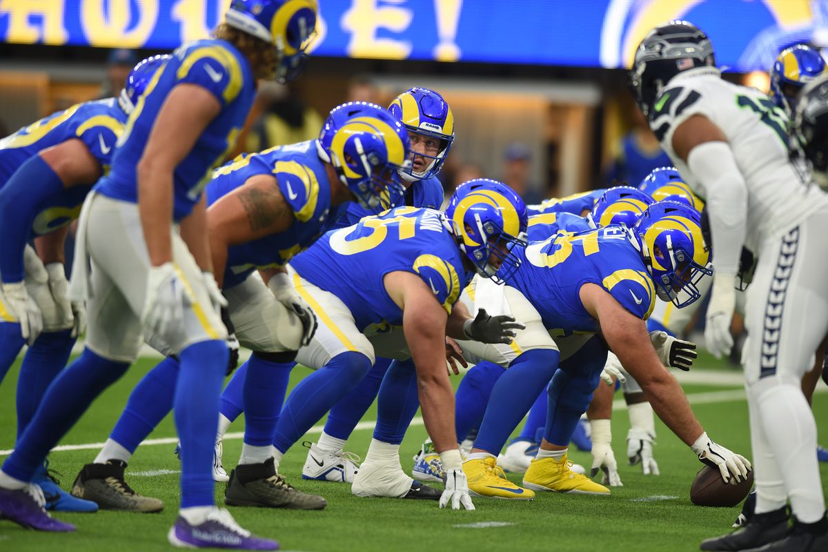 NFL: DEC 04 Seahawks at Rams