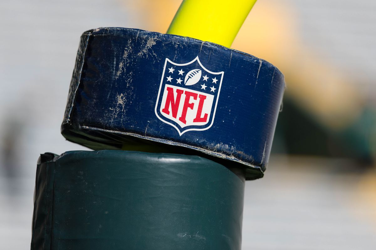 NFL: Los Angeles Rams at Green Bay Packers