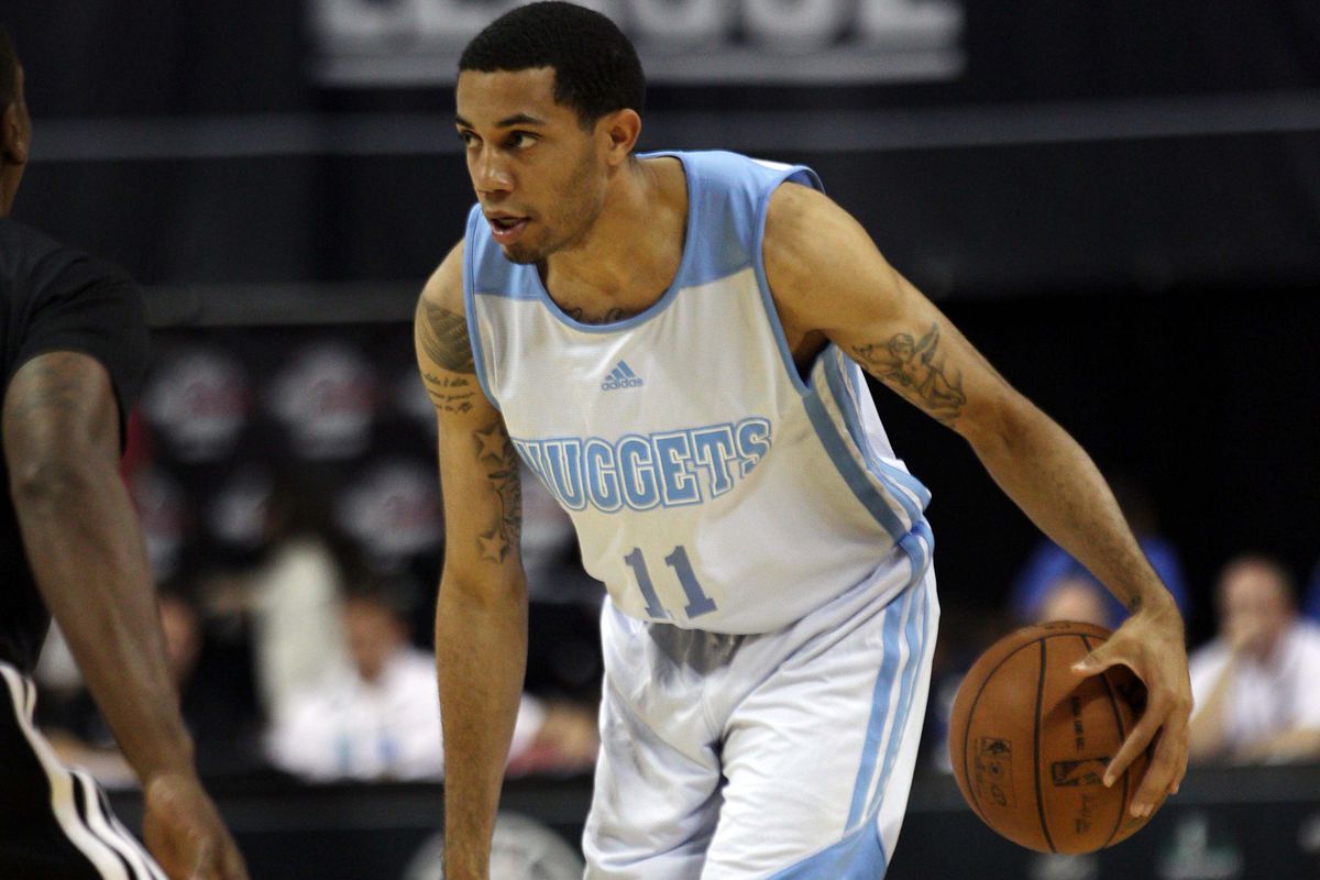 Erick Green playing with the Nuggets Summer League team in 2013.