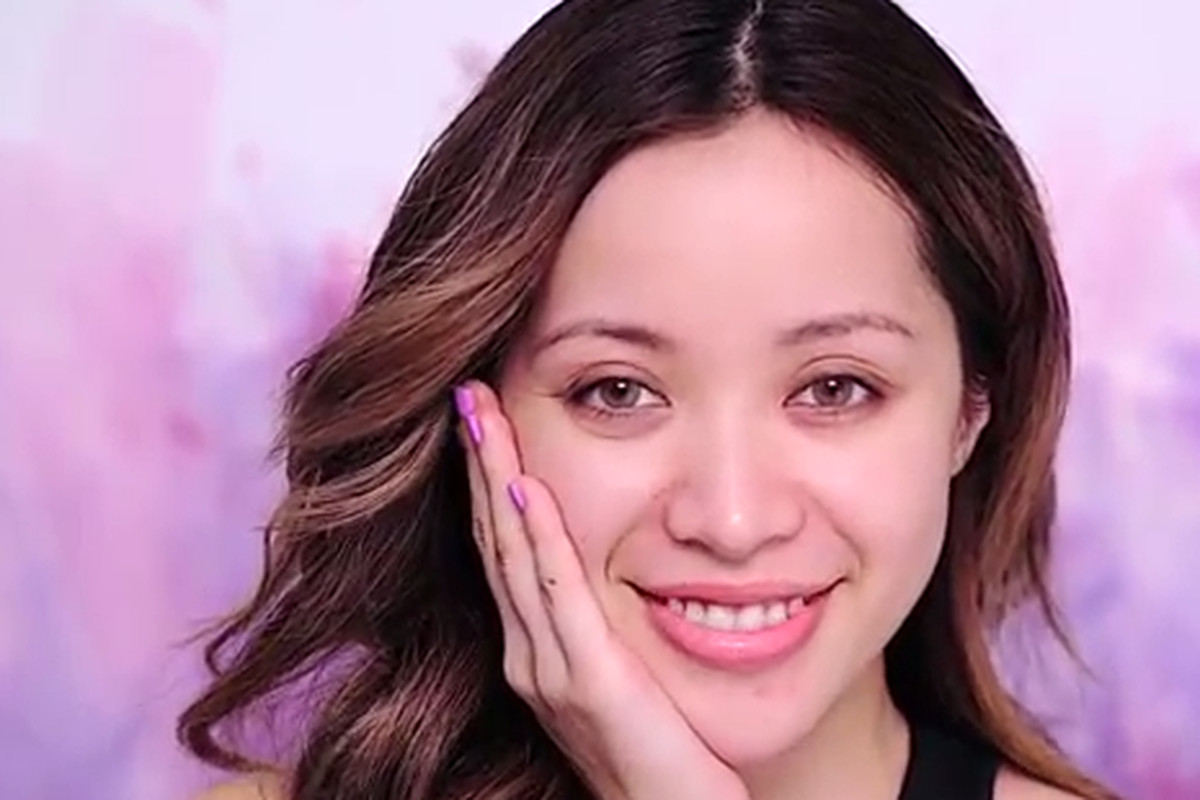 Still from Michelle Phan's <a href="https://www.youtube.com/watch?v=KEebc1PAT8c&amp;list=UUuYx81nzzz4OFQrhbKDzTng">"Matte About You"</a> video