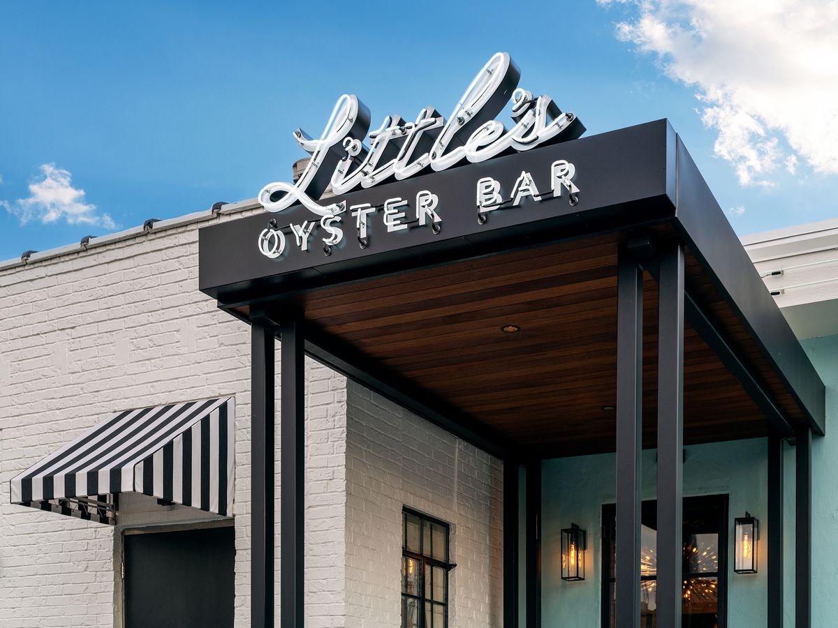 Little’s Oyster Bar sign.