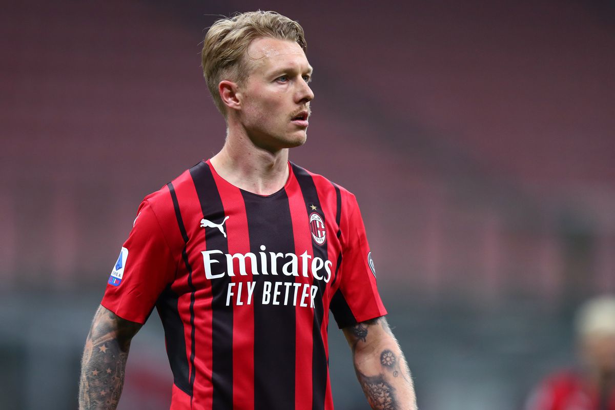 Simon Kjaer of Ac Milan looks on during the Serie A match...