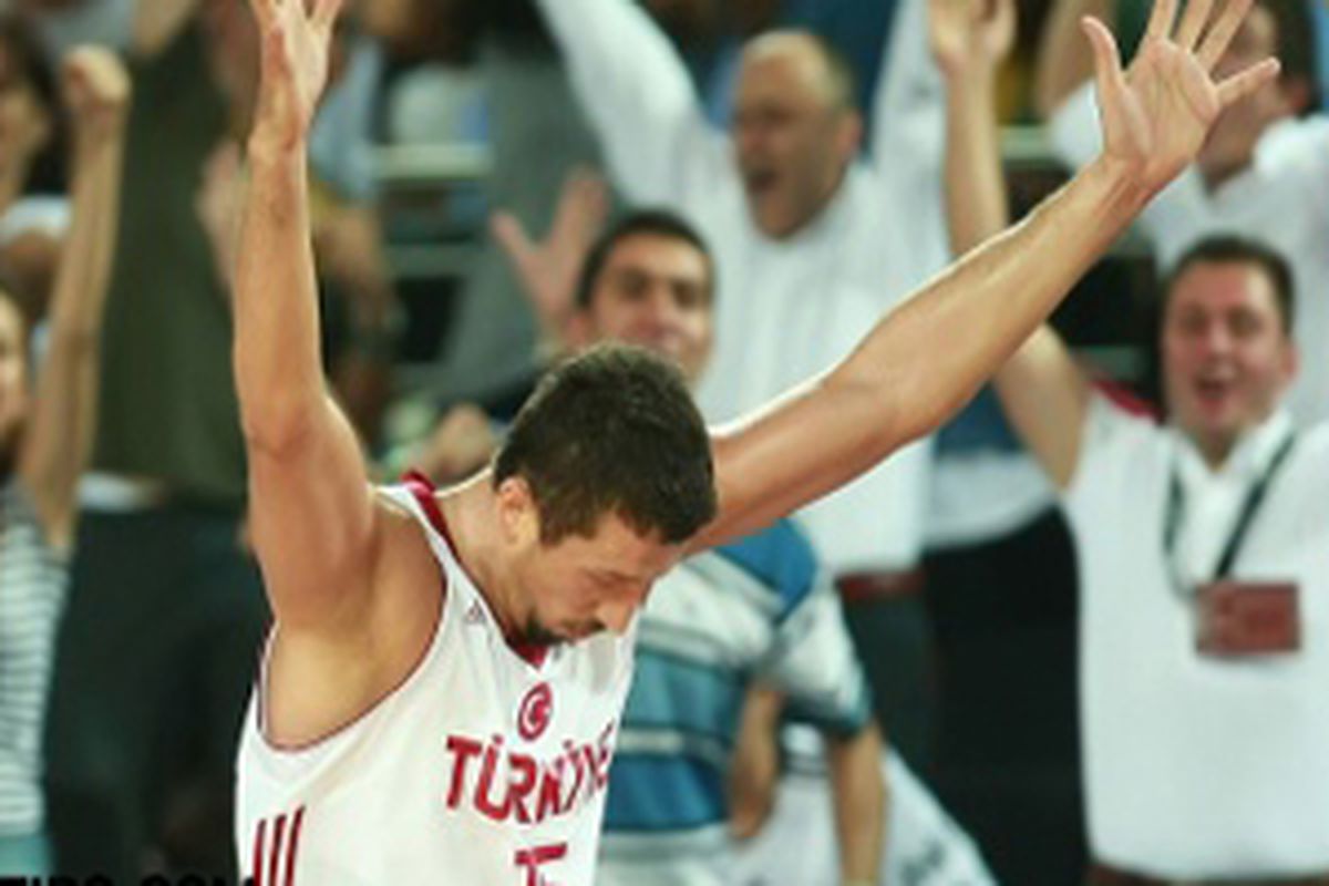 Hedo after a big shot in the FIBA World Chmapionships