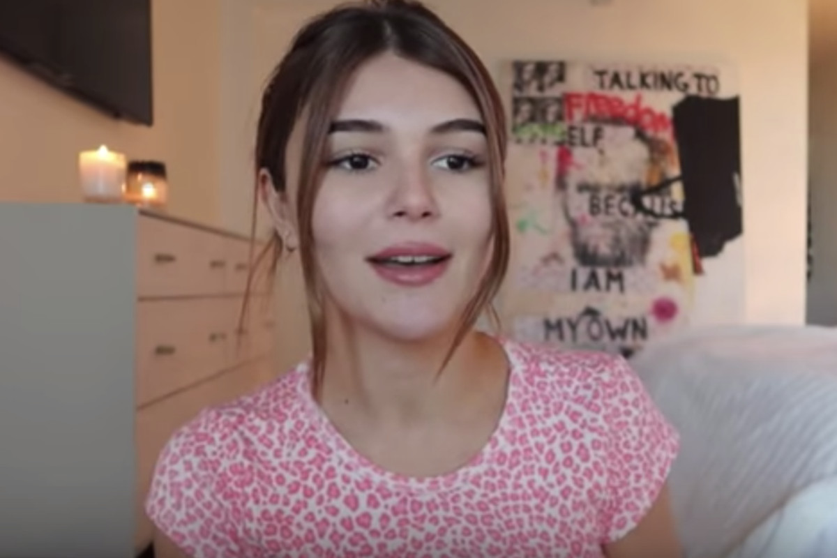 Jade, the daughter of actress Lori Loughlin, announced her return to YouTube with a new video Sunday, titled “hi again.”