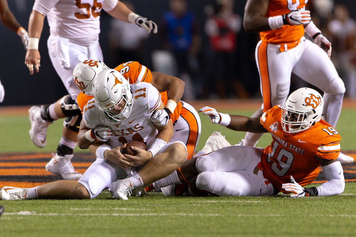 COLLEGE FOOTBALL: OCT 27 Texas at Oklahoma State