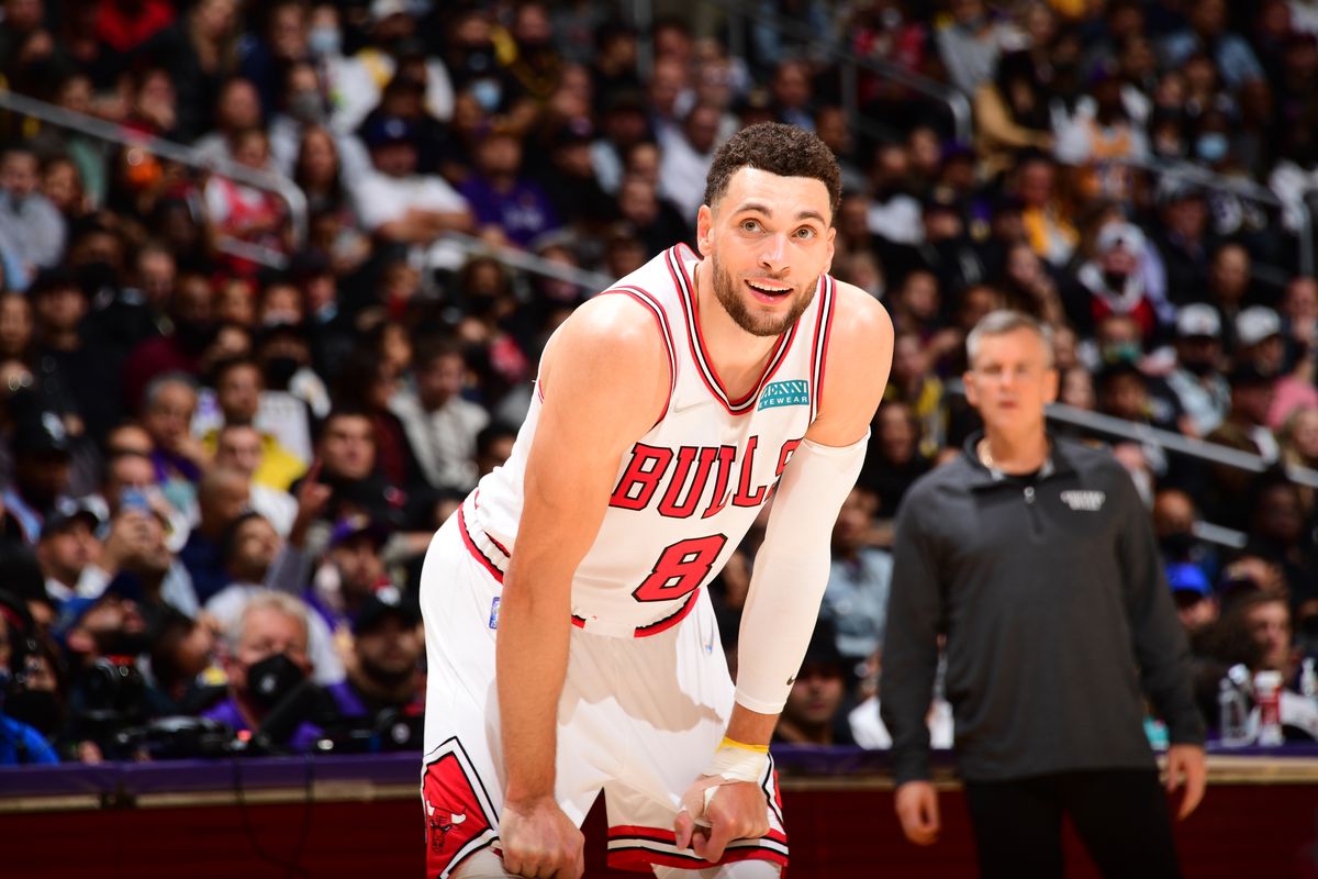 Zach LaVine #8 of the Chicago Bulls smiles during the game against the Los Angeles Lakers on November 15, 2021 at STAPLES Center in Los Angeles, California.&nbsp;