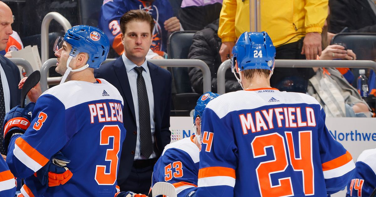 Islanders under Patrick Roy: Mixed Results and Flat Performance Against Flames