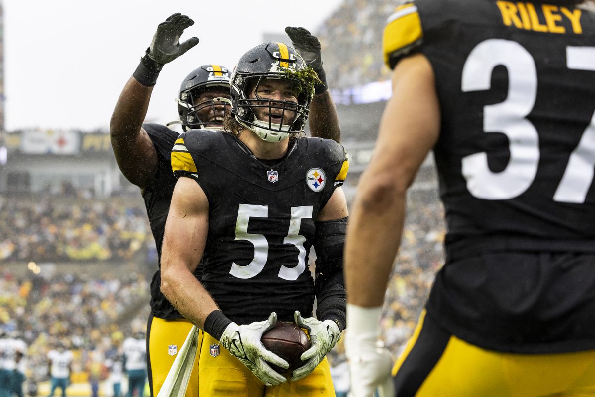 Cole Holcomb #55 of the Pittsburgh Steelers celebrates with his teammates after recovering a fumble during the game against the Jacksonville Jaguars at Acrisure Stadium on October 29, 2023 in Pittsburgh, Pennsylvania. The Jaguars beat the Steelers 20-10.
