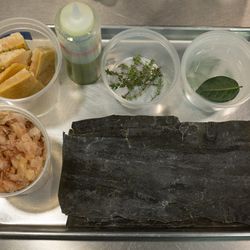 Dashi/Parmesan stock ingredients: Parmeasan rinds, thyme, rosemary, bay leaves, smoked bonito flakes and dashi kombu. Jaeckle's play on a traditional dashi adds the aromatics popular in many European cuisines and Parmesan, which the chef notes is high in 