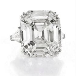 The Elizabeth Taylor Diamond Of 33.19 Cts