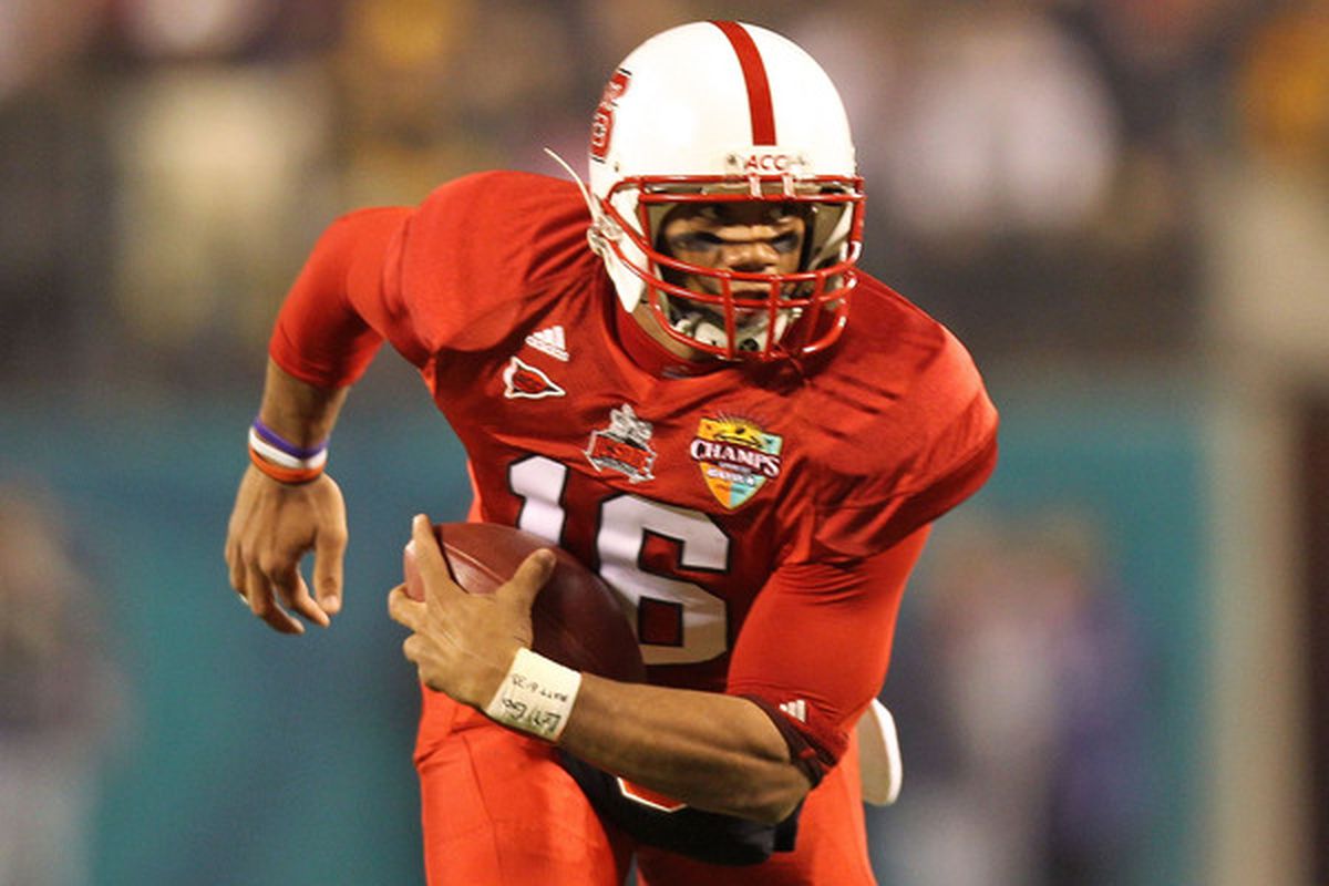 Is there a potential downside to Russell Wilson's possible transfer to Wisconsin? 