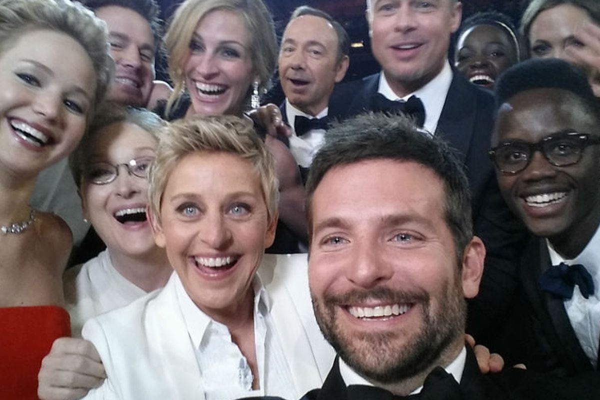 Ellen in the selfie seen 'round the world. Photo via Getty.
