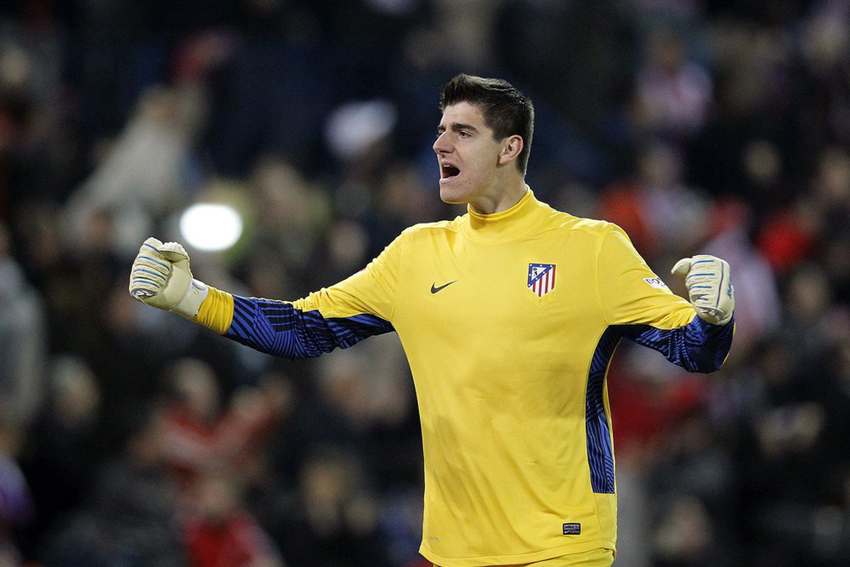 MADRID, SPAIN - FEBRUARY 26:  Thibaut Courtois of Atletico Madrid reacts during the La Liga match between Atletico Madrid and Barcelona at Vicente Calderon Stadium on February 26, 2012 in Madrid, Spain. (Photo by Angel Martinez/Getty Images)