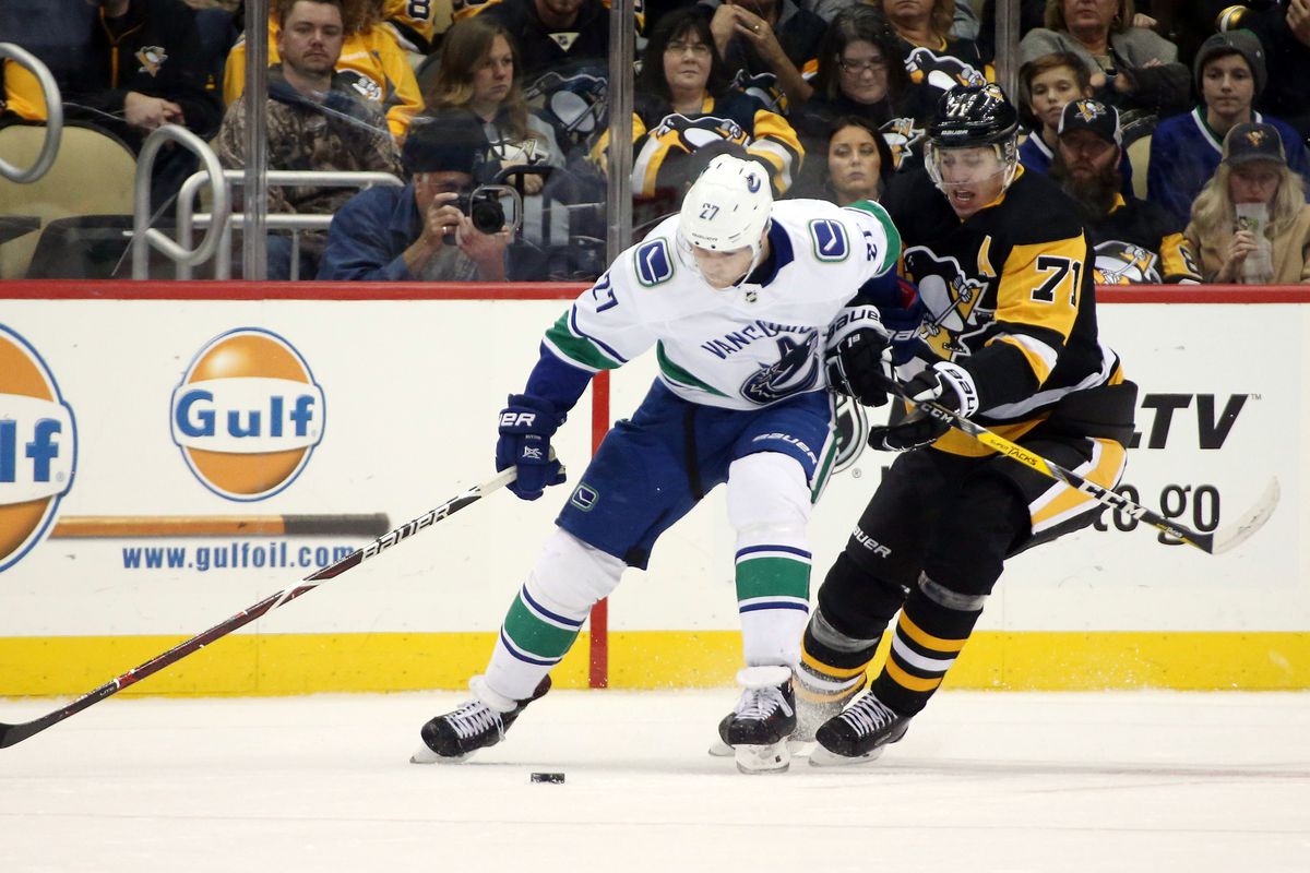 NHL: Vancouver Canucks at Pittsburgh Penguins