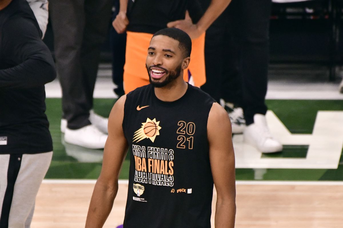 Locked and loaded: Suns, Mikal Bridges agree to 4 year, $90 million  extension - Bright Side Of The Sun