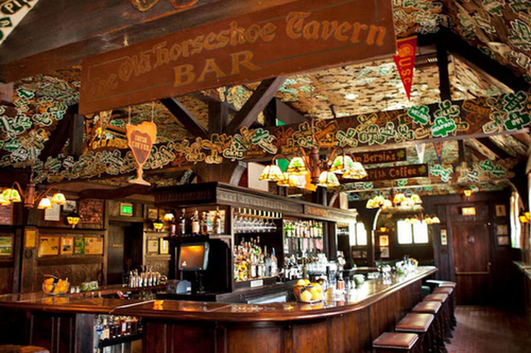 Tom Bergin's Tavern Returns January 4 With Bar Snacks - Eater LA