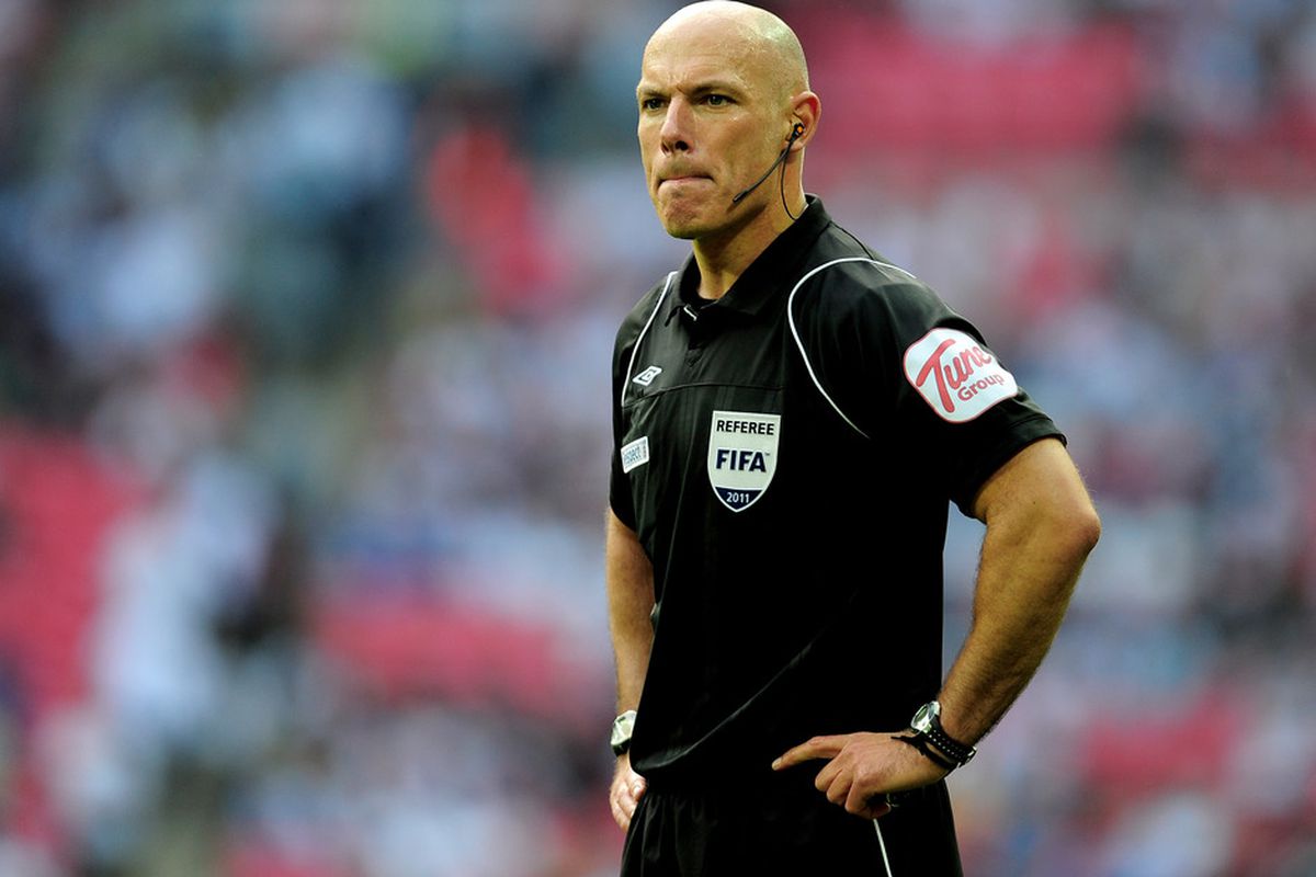 LONDON, ENGLAND - APRIL 17:   Referee Howard Webb looks on during the FA Cup sponsored by E.ON semi final match between Bolton Wanderers and Stoke City at Wembley Stadium on April 17, 2011 in London, England.  (Photo by Jamie McDonald/Getty Images)