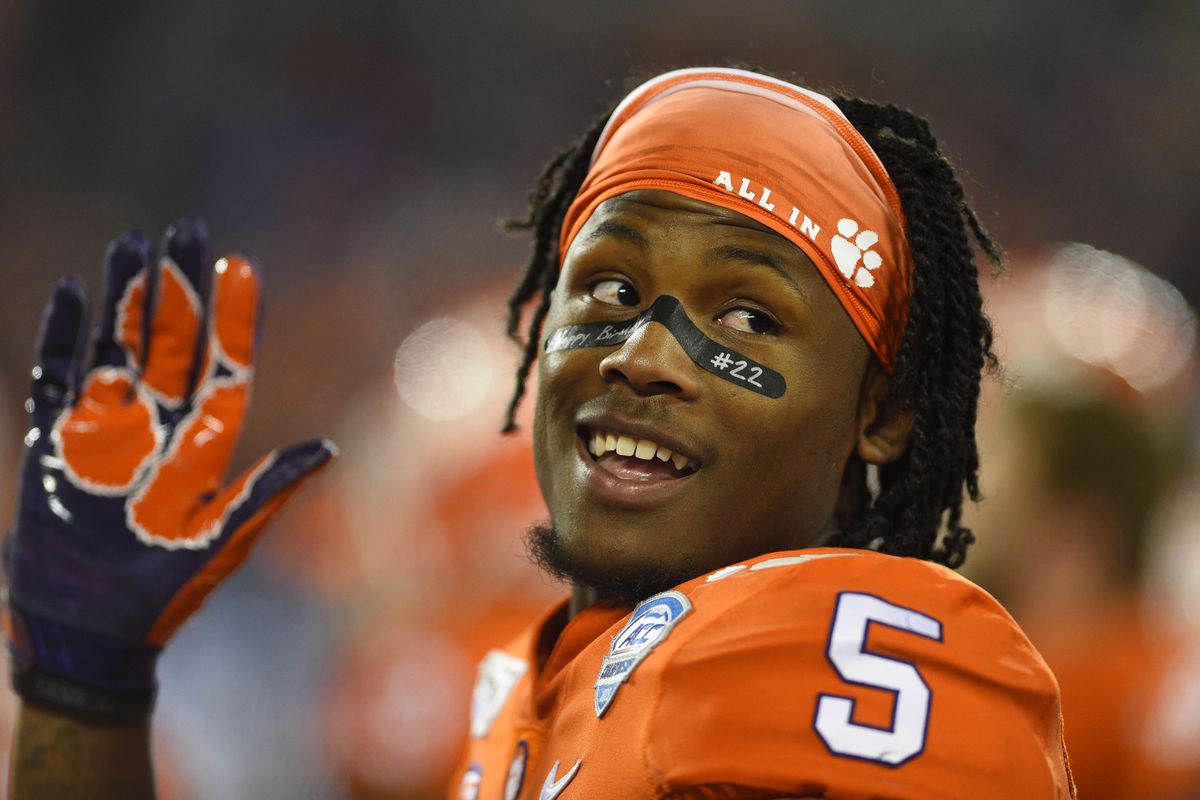 Clemson Tigers wide receiver Tee Higgins reacts on the sidelines in fourth quarter in the 2019 ACC Championship Game at Bank of America Stadium.&nbsp;