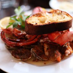 Lobster Feast from Verde by <a href="http://www.flickr.com/photos/allieg/8255938683/in/pool-eater/">alisonbklyn</a>