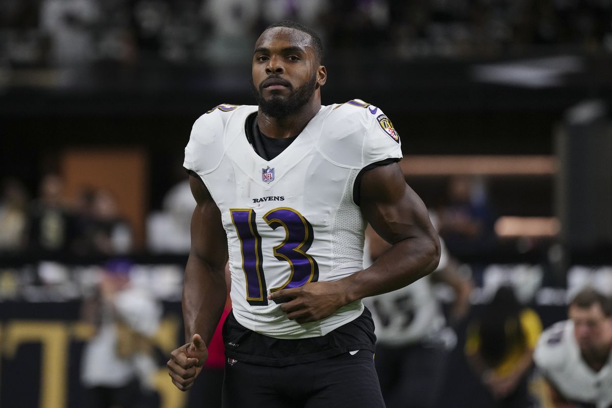 NEW ORLEANS, LA - NOVEMBER 07: Devin Duvernay #13 of the Baltimore Ravens warms up against the New Orleans Saints at Caesars Superdome on November 7, 2022 in New Orleans, Louisiana.