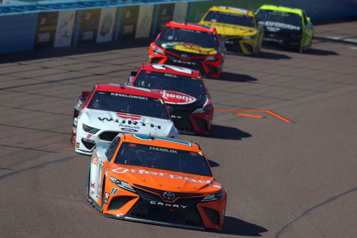 Denny Hamlin, driver of the #11 Offerpad Toyota, leads during the NASCAR Cup Series Instacart 500 at Phoenix Raceway on March 14, 2021 in Avondale, Arizona.