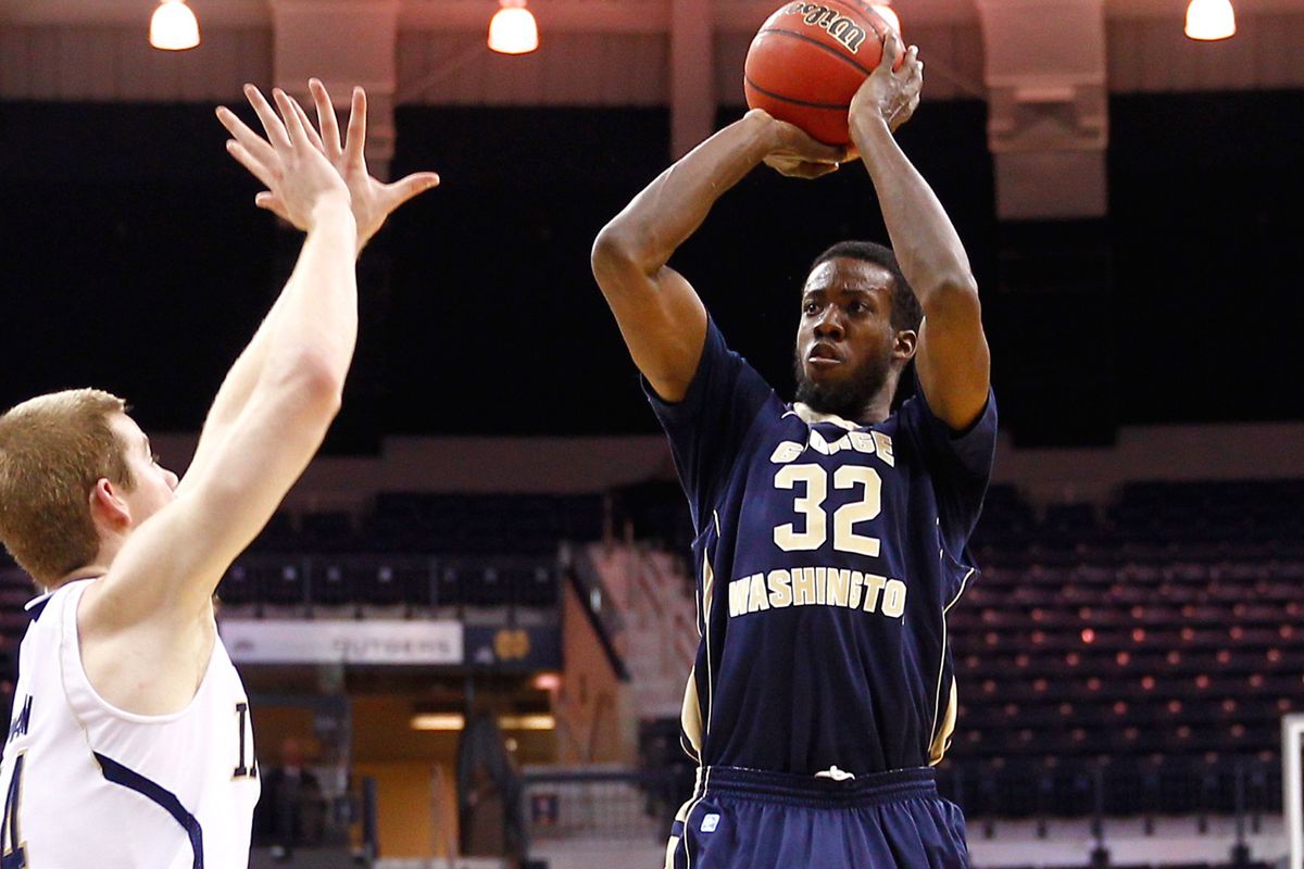 Isaiah Armwood suited up for George Washington in a road-trip against Notre Dame