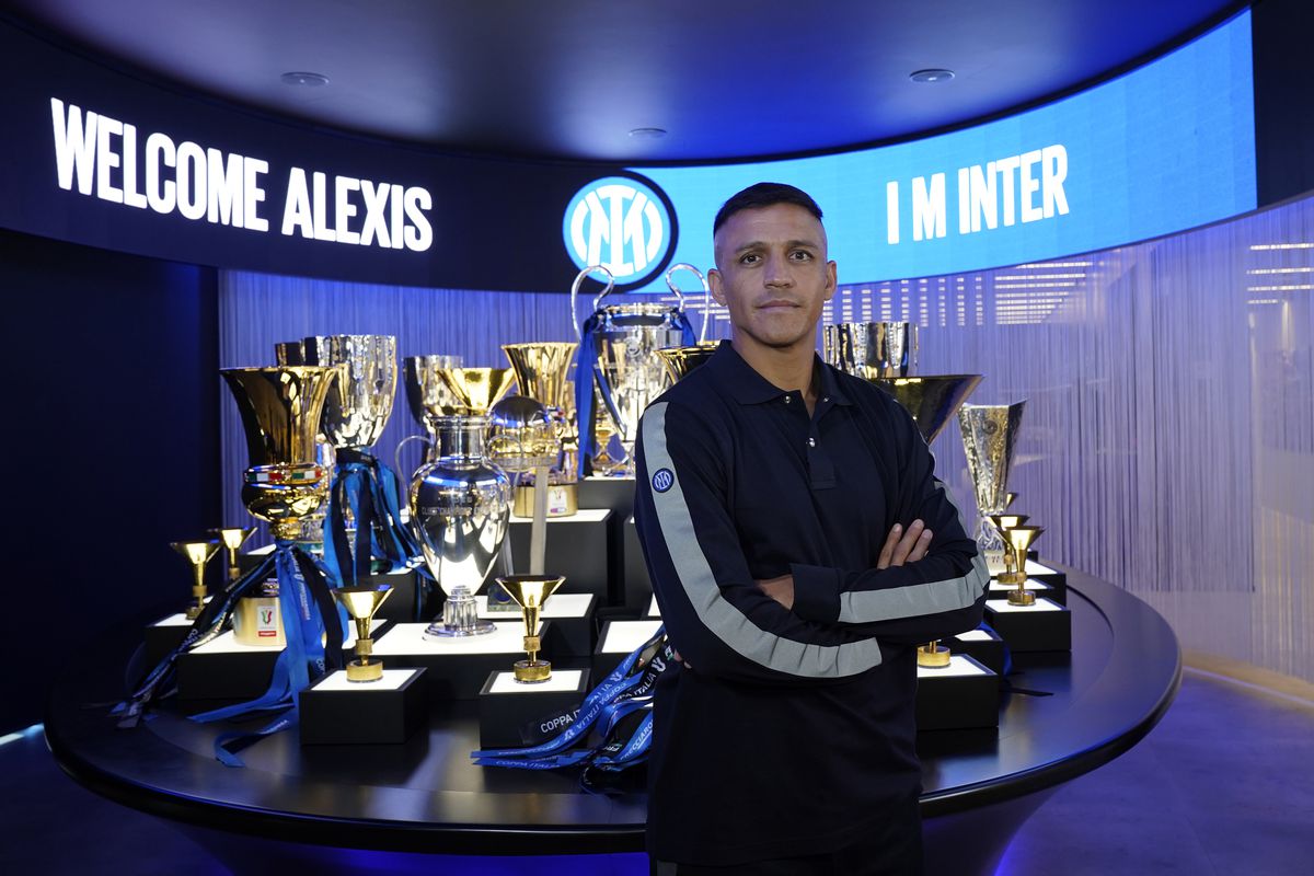 FC Internazionale Unveil New Signing Alexis Sanchez