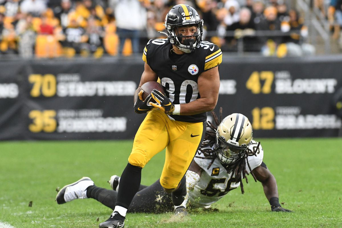 NFL: New Orleans Saints at Pittsburgh Steelers