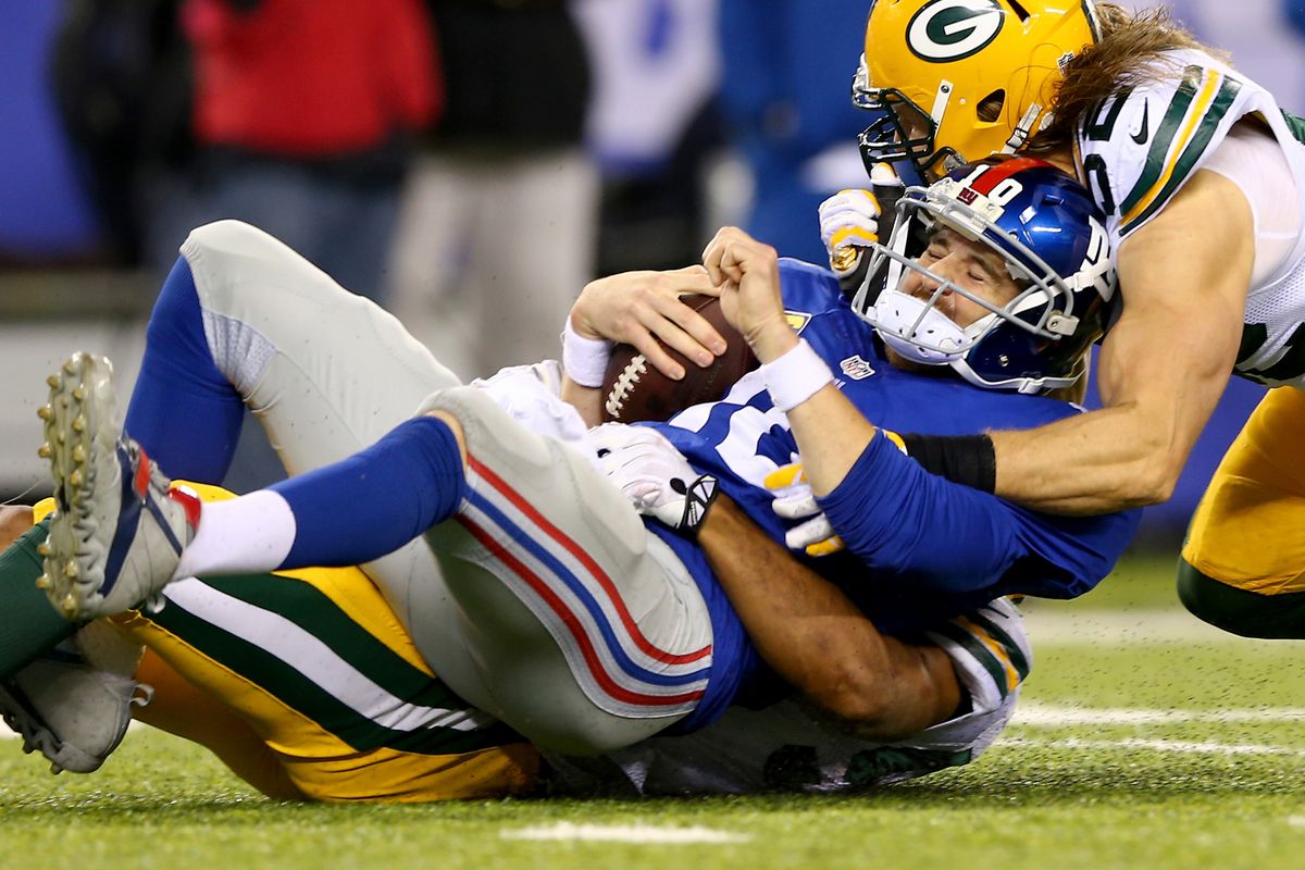Eli Manning found himself in positions like this far too often in 2013