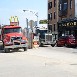 Thu 3:14 p.m. Truck pulling out at the Waveland/Clark work gate - 