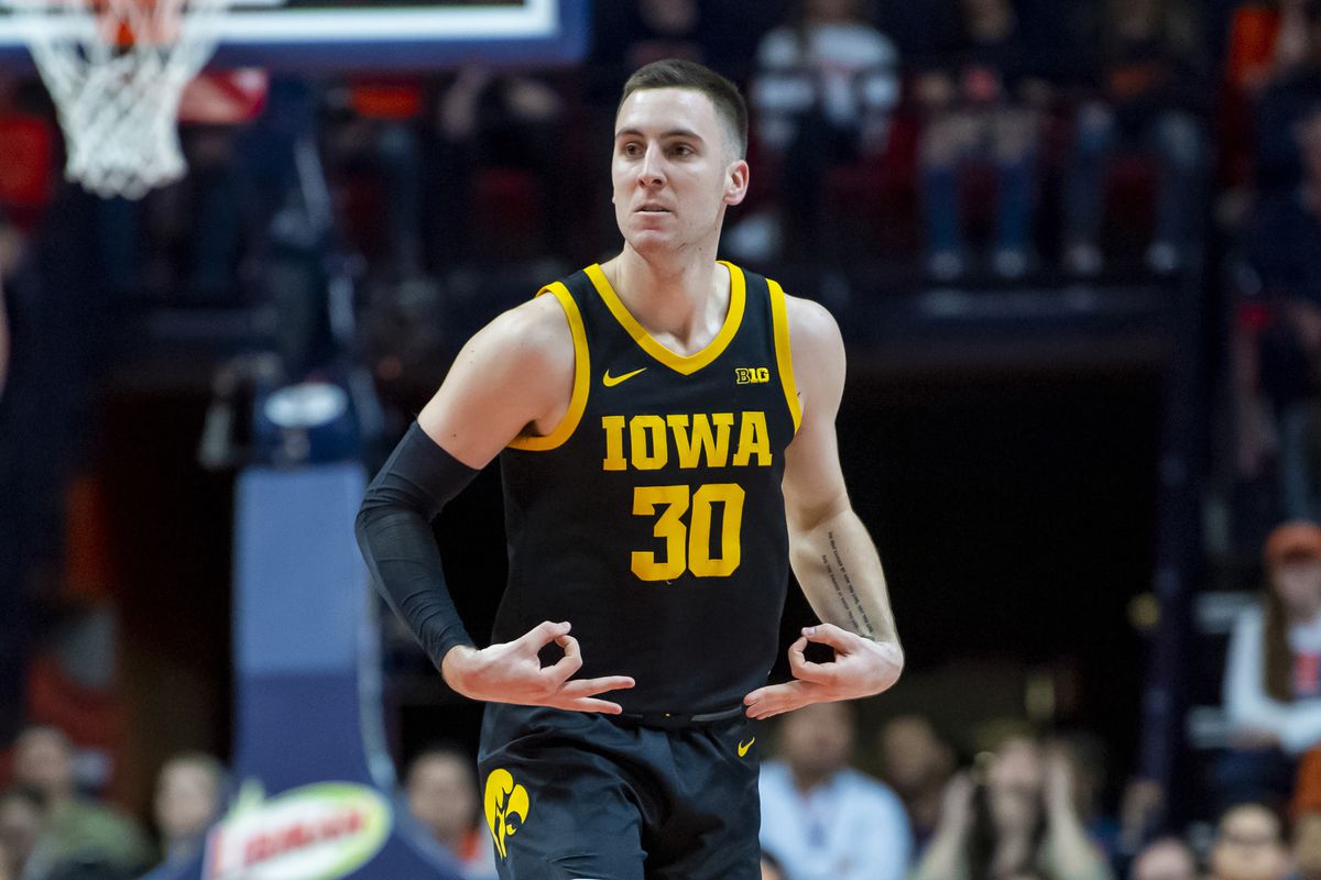 NCAA Basketball: Iowa at Illinois
