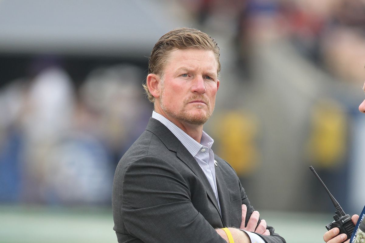 Los Angeles Rams General Manager Les Snead looks on during the Rams’ game against the Houston Texans in Week 10