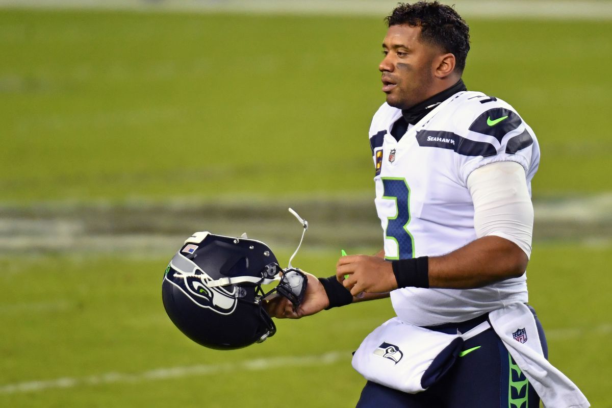 Seattle Seahawks quarterback Russell Wilson is the NFL's Man of the Year -  Field Gulls