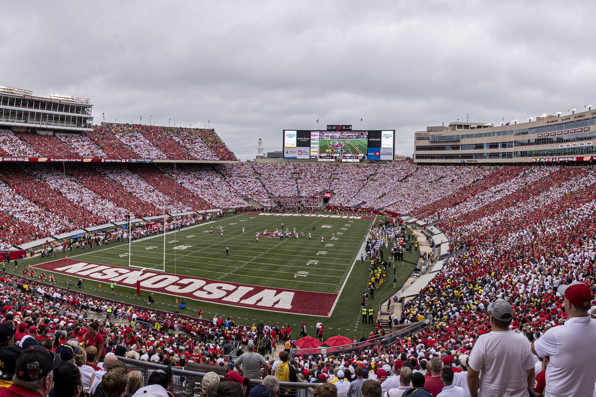 COLLEGE FOOTBALL: SEP 21 Michigan at Wisconsin