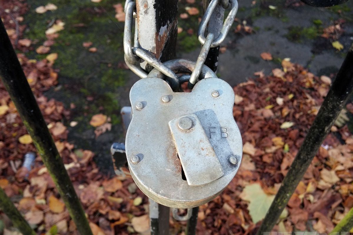 padlock (verge stock)