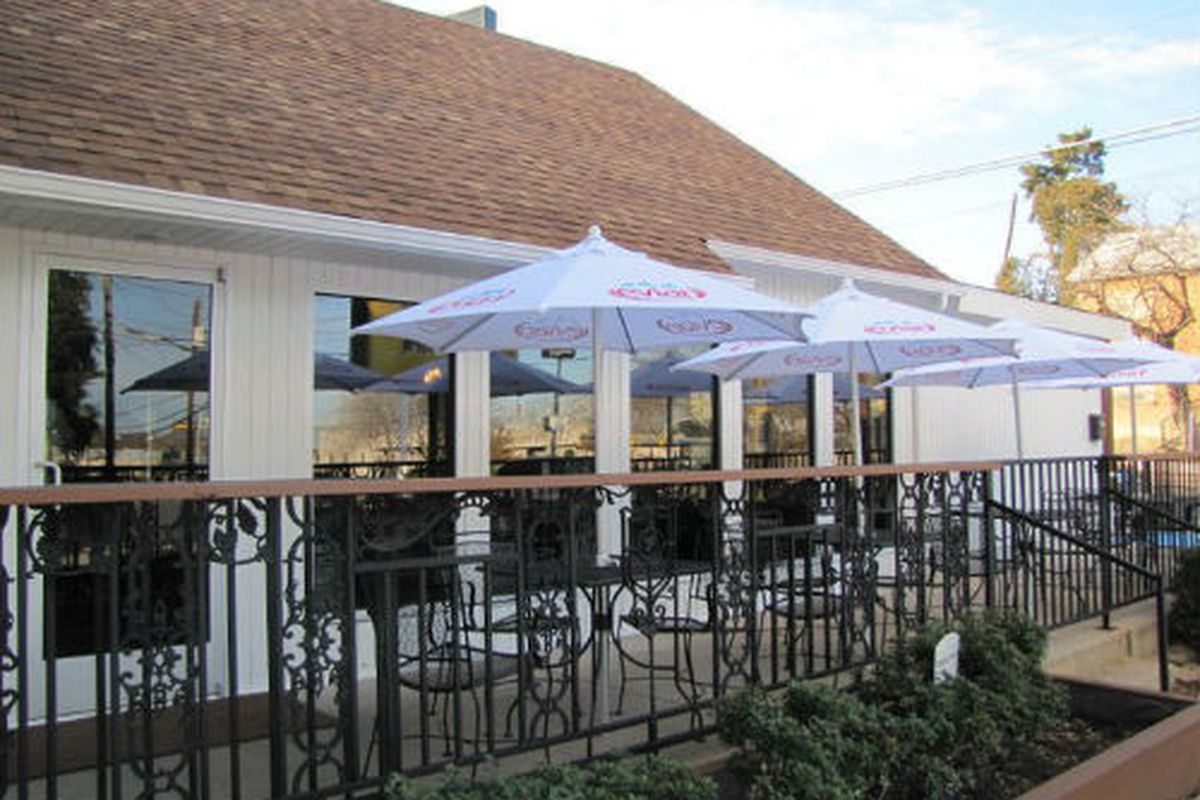 The wraparound patio at the former BEE. 