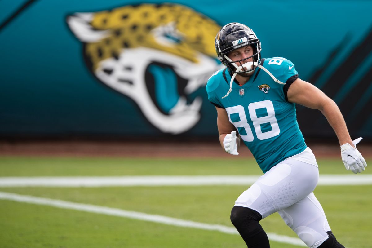 Tyler Eifert #88 of the Jacksonville Jaguars warms up before the start of a game against the Detroit Lions at TIAA Bank Field on October 18, 2020 in Jacksonville, Florida.