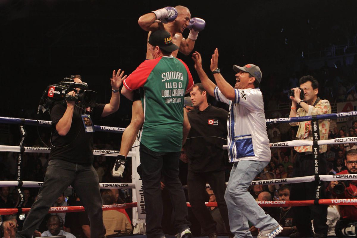 Orlando Salido wants to unify featherweight titles with Jhonny Gonzalez in July. (Photo by Amanda Kwok/Showtime)