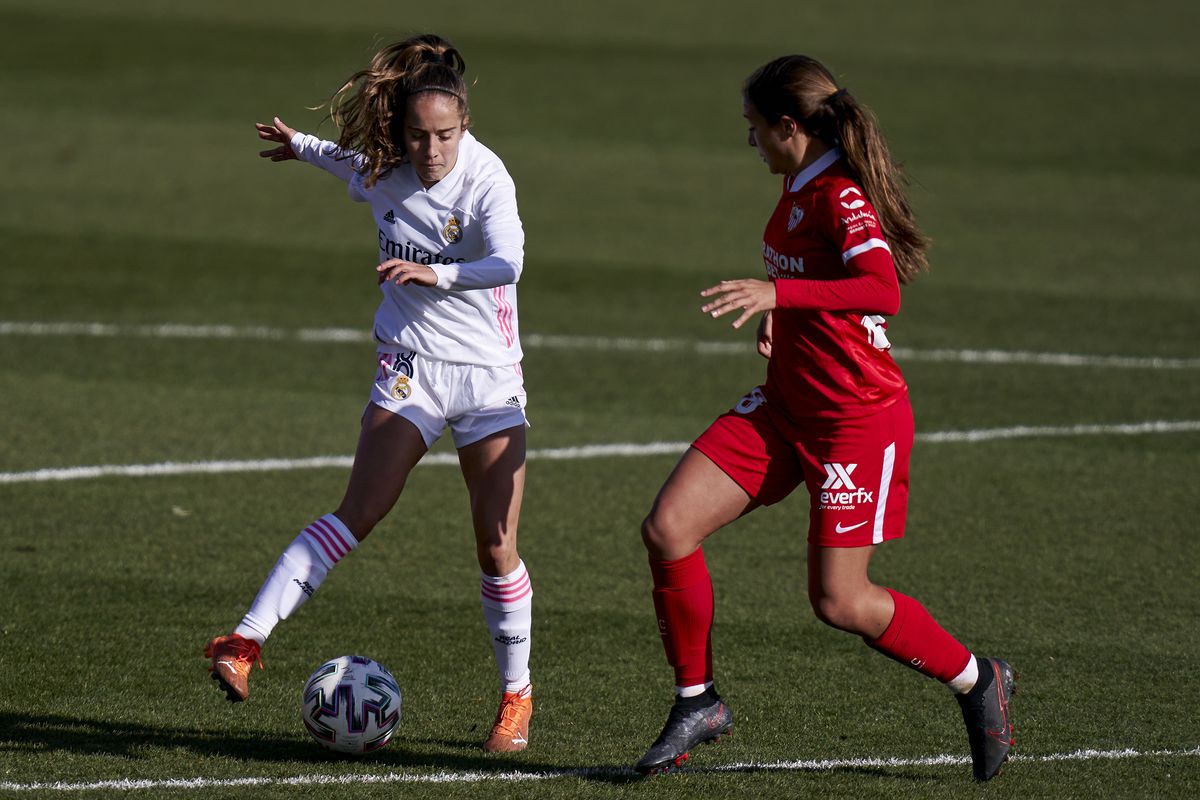 Real Madrid Femenino v Sevilla Femenino - Primera Division Femenina