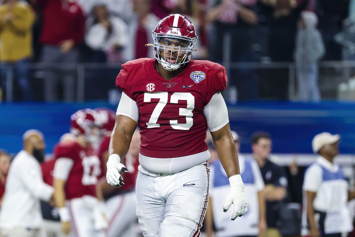 Alabama Crimson Tide offensive lineman Evan Neal (73) in action during the game against the Cincinnati Bearcats in the 2021 Cotton Bowl college football CFP national semifinal game at AT&amp;amp;T Stadium.
