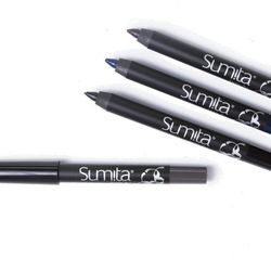 <b><a href="http://f.curbed.cc/f/Birchbox_SP_072413_Sumita">Sumita Color Contrast Eyeliner Kit</a></b>