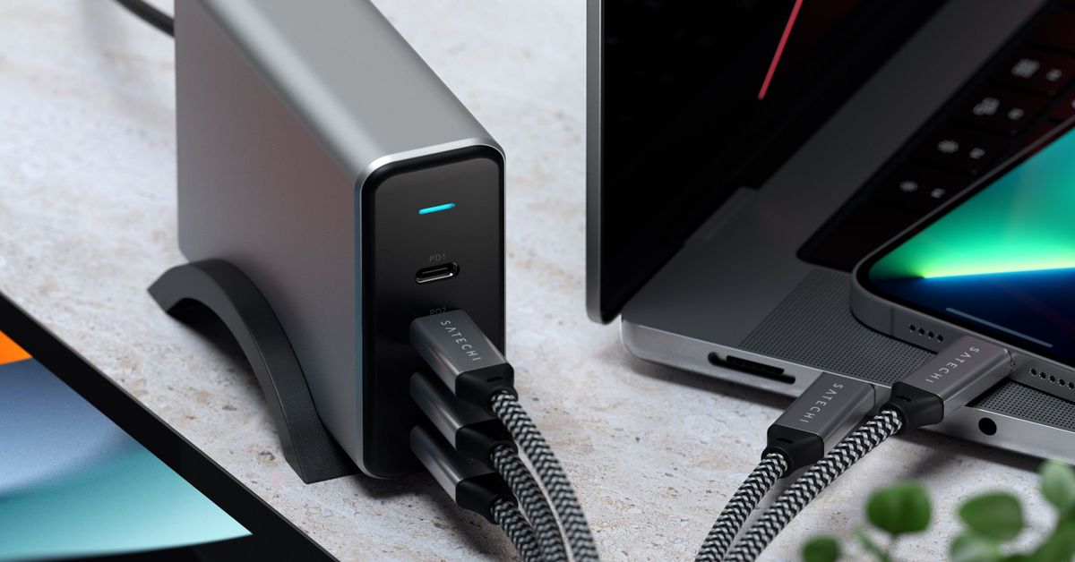 Satechi’s new charger provides 165W to four ports and has a cute stand – The Verge