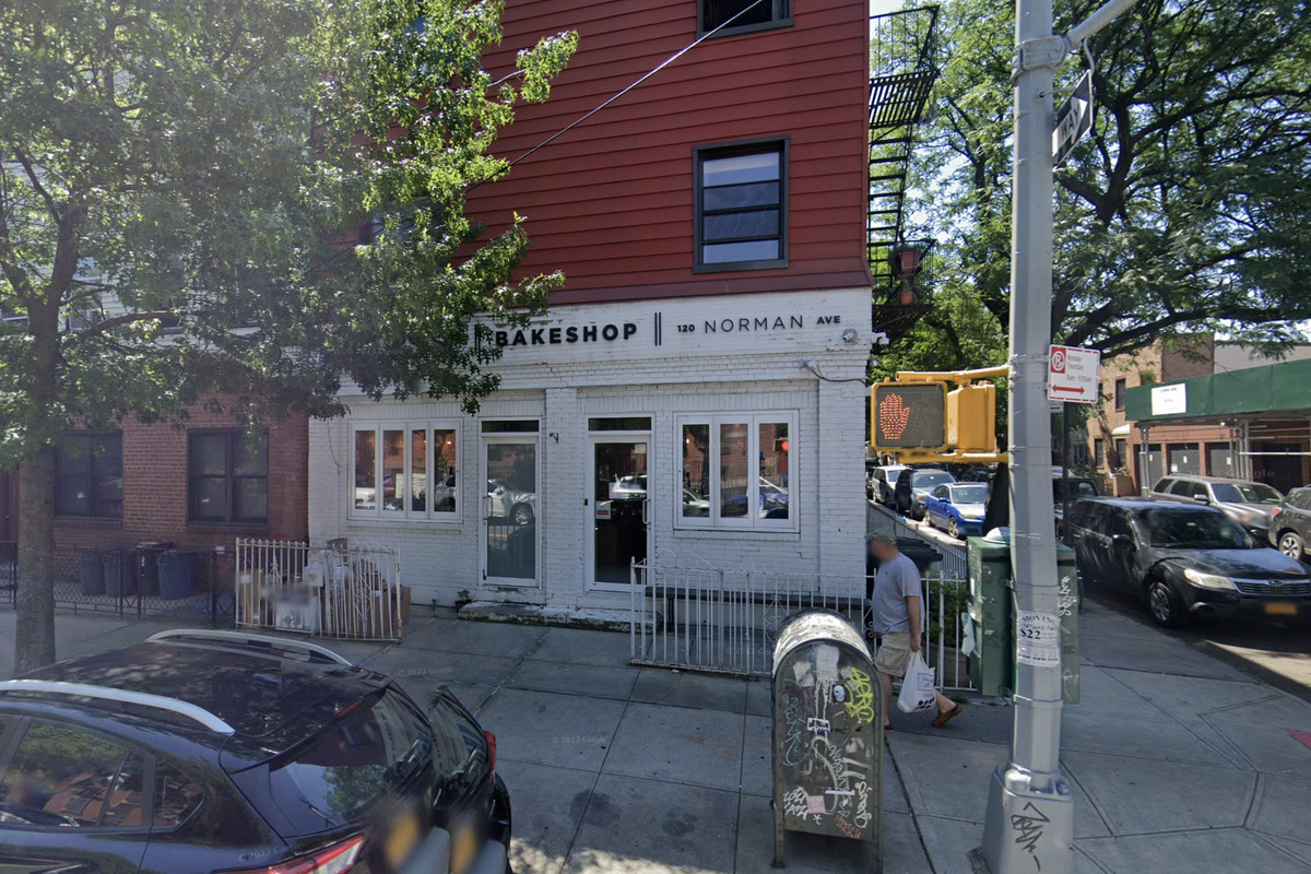 The exterior of 120 Norman Avenue when it was Whoops! bakeshop. Now, the address is in the hands of Pan Pan Vino Vino.