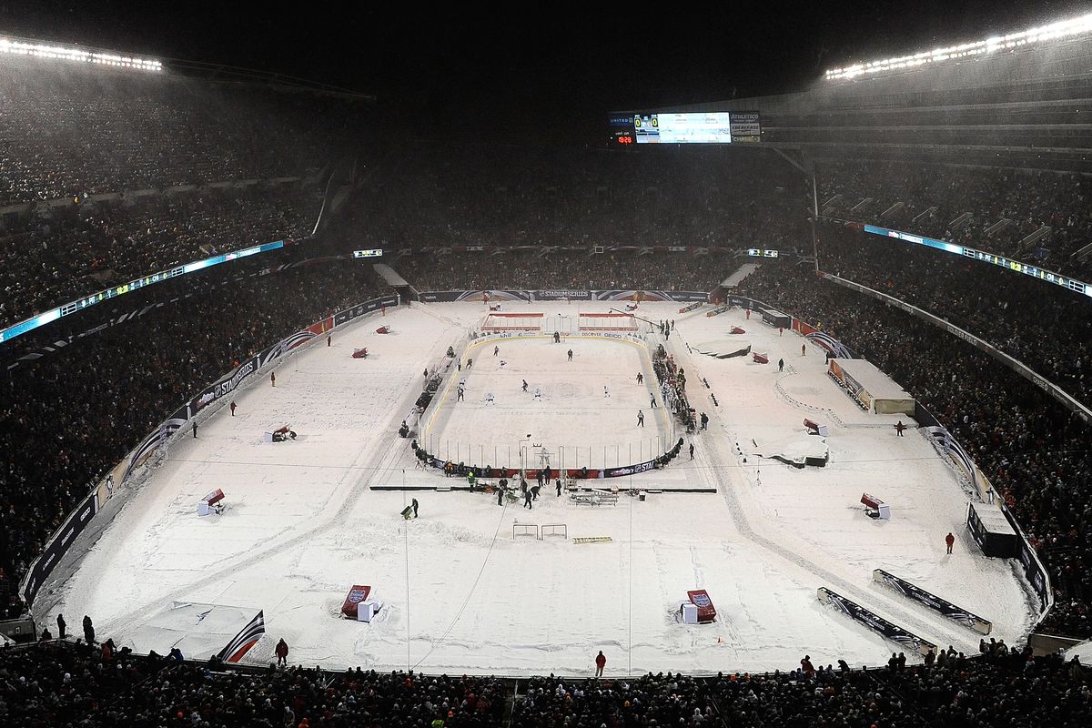 2014 NHL Stadium Series - Pittsburgh Penguins v Chicago Blackhawks