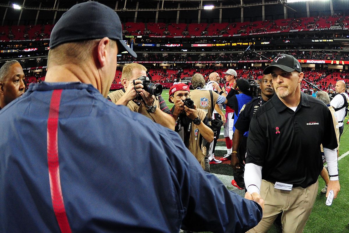 Head coach Dan Quinn of the Atlanta Falcons shakes hands with head coach Bill O’Brien of the Houston Texans after the game at the Georgia Dome on October 4, 2015 in Atlanta, Georgia.