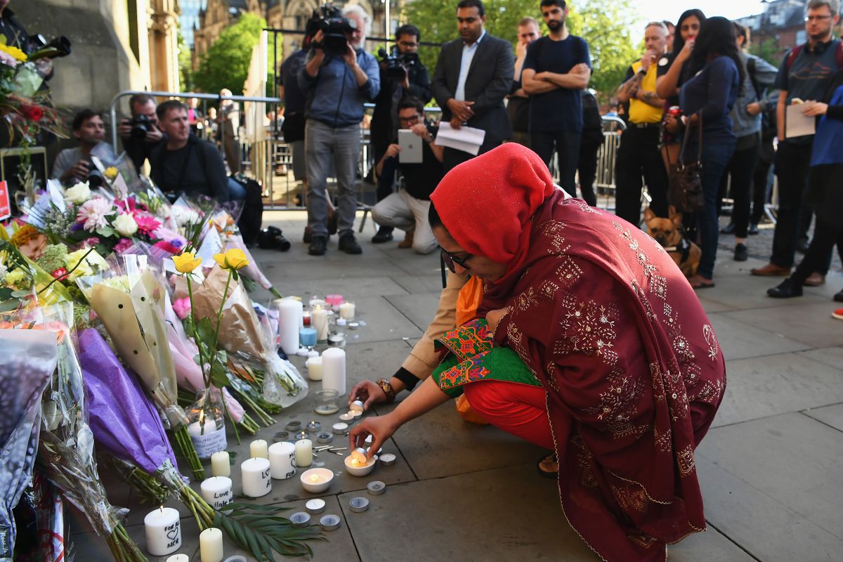 Manchester Comes Together to Remember Victims Of Terror Attack