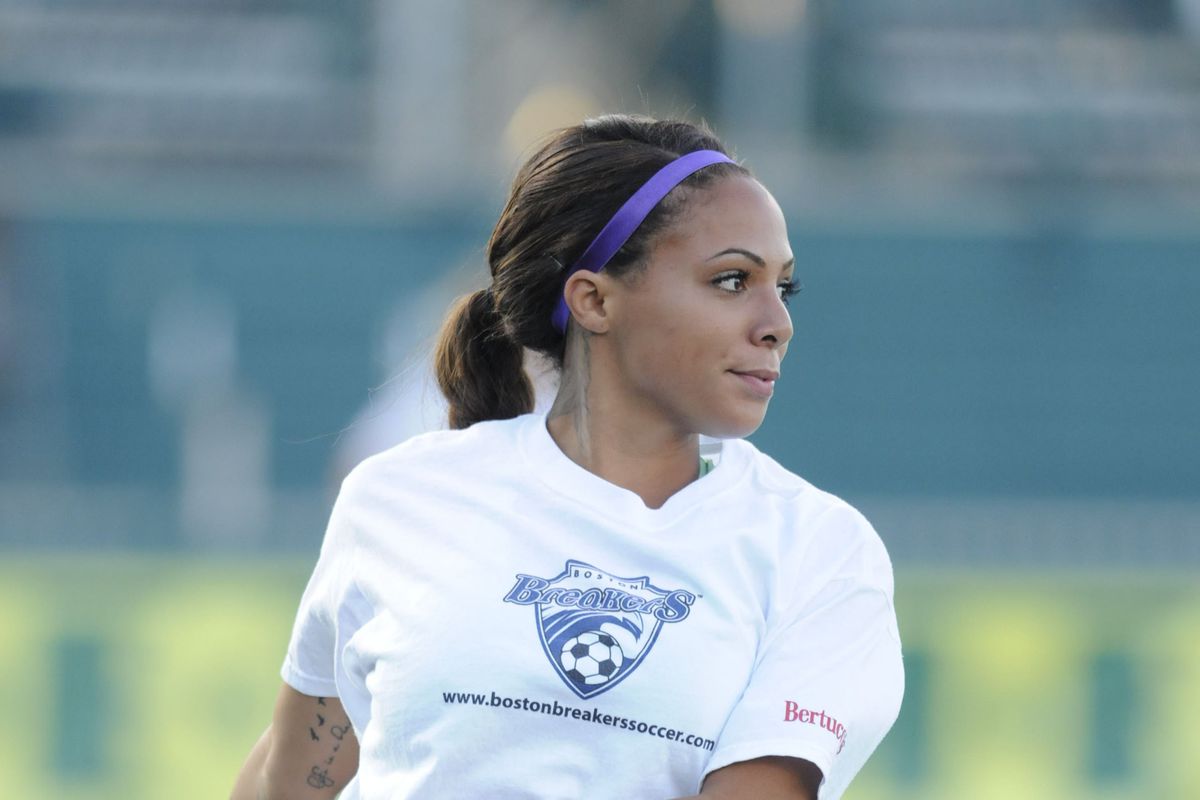 Sydney Leroux has shined for the USWNT in 2014 while contributing 3 goals to Seattle's top-ranked attack 