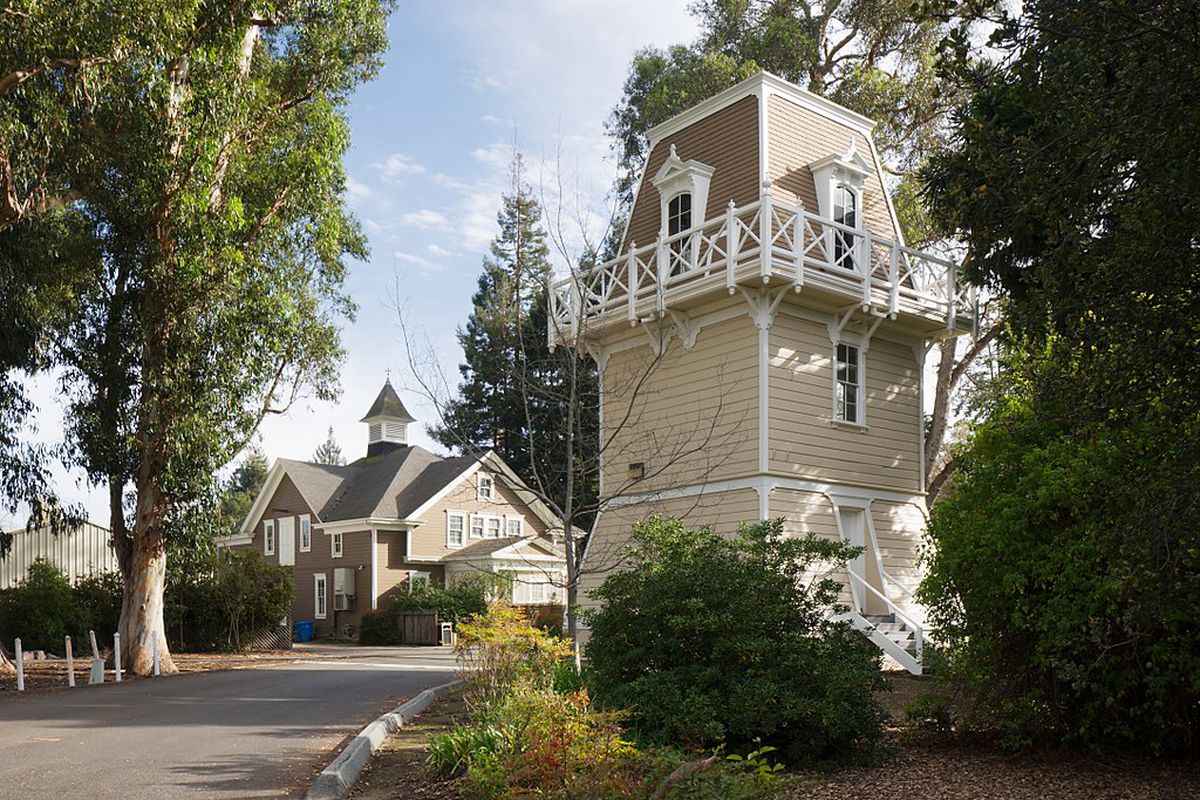Behold Silicon Valley’s pricey Atherton.